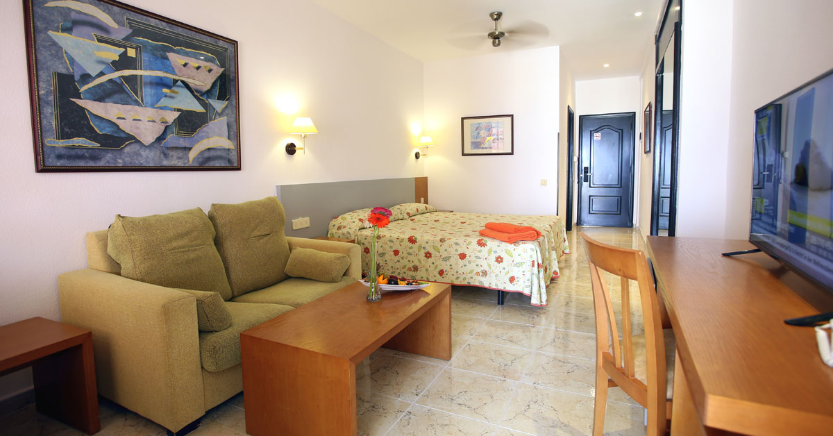 LABRANDA Golden Beach - Family Room